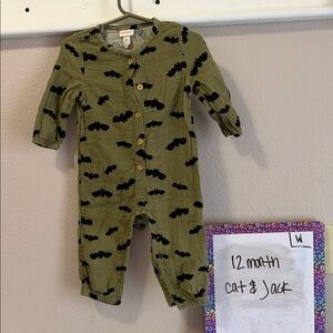 Cat & Jack Olive Bat Print Kids Footie